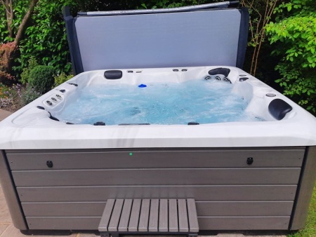 Гидромассажный спа-бассейн BestSpas Ha Long Bay